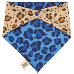 Cargar imagen en el visor de la galería, Bandana "Coffee Leopaw"
