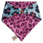 Cargar imagen en el visor de la galería, Bandana "Pink Leopaw"
